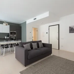 Porta Nuova Bright And Roomy Flat , Milán Italia