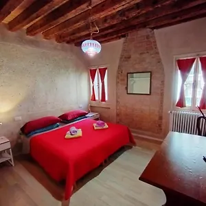 Ca Lirica , Venecia Italia