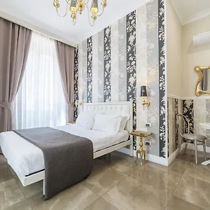 Konukevi Le Chiavi Di, Roma